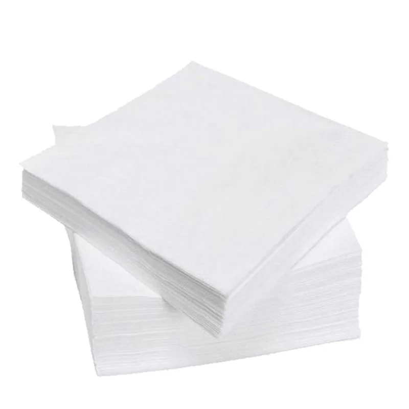 Pilha de guardanapos de papel branco